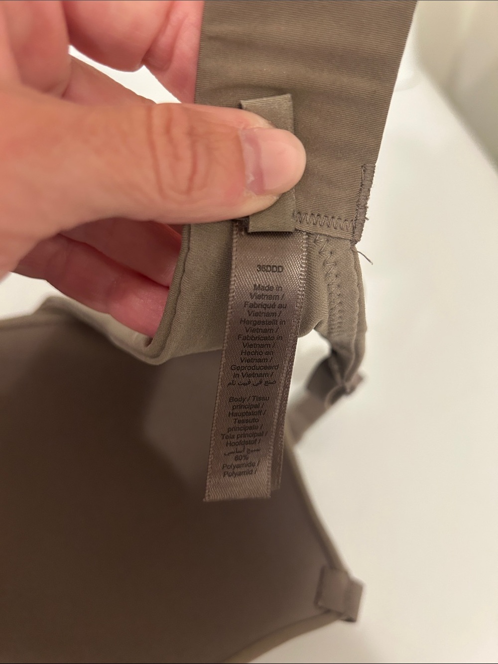 Skims Fits Everybody T-Shirt Bra - Picture 2 of 3